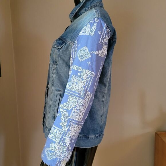 Kensie Vintage Luxe Denim Jacket New Without Tags Size Small - Picture 3 of 6